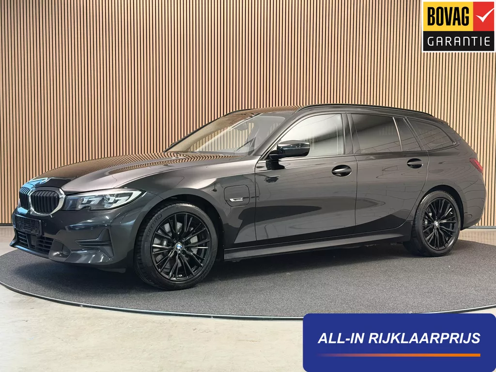 BMW 3-serie Touring 330e xDrive Plugin-hybrid 292PK Aut. Sportline | Navi | Trekhaak | LED | PDC | Incl. garantie